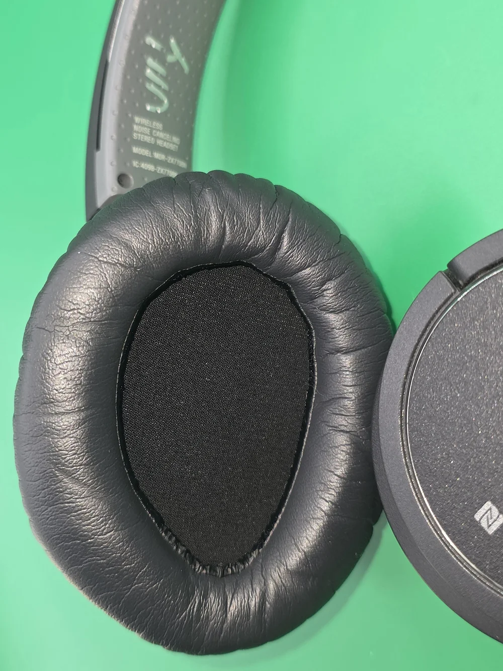 Sony MDR-ZX770BT Headphones - Black